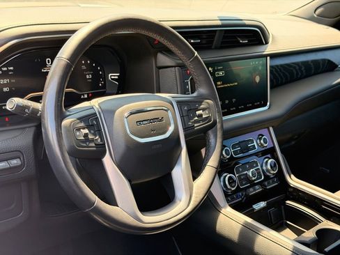 Used 2022 GMC Yukon Denali AWD/4WD image 21