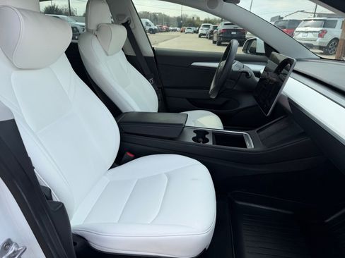 Used 2022 Tesla Model 3 Long Range image 22