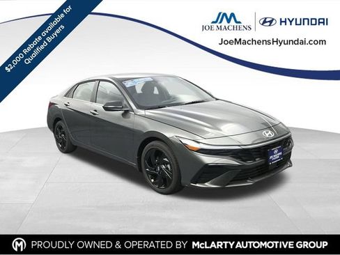 New 2026 Hyundai Elantra SEL Sport Premium FWD image 2