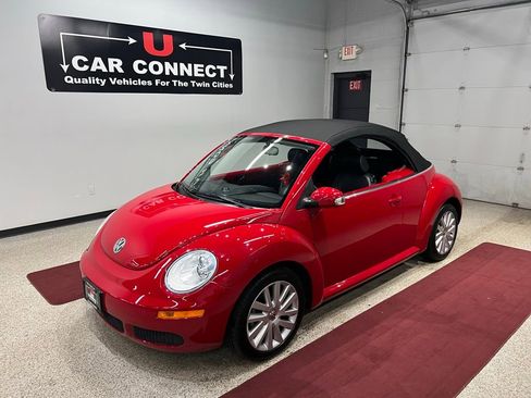 Used 2009 Volkswagen Beetle S image 43