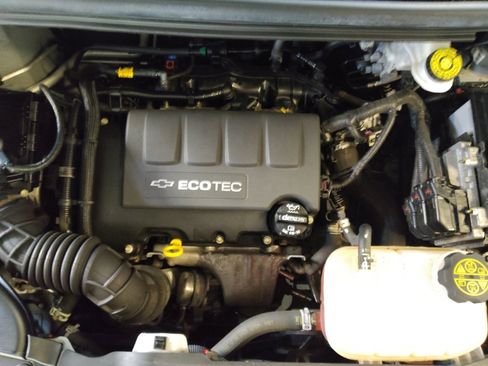 Used 2020 Chevrolet Trax LS w/ Tint and Cruise Package image 30