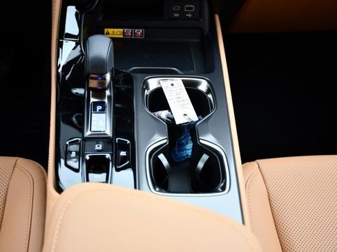 New 2026 Lexus NX 350 FWD image 24