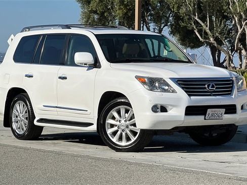 Used 2009 Lexus LX 570 4WD image 1