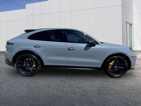 Certified 2024 Porsche Cayenne Turbo GT AWD/4WD image 8