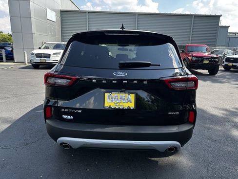 Used 2024 Ford Escape Active AWD/4WD image 6