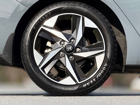 Used 2023 Hyundai Elantra Limited w/ Cargo Package image 20