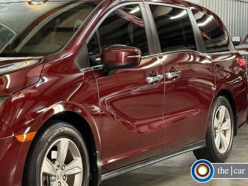 Used 2019 Honda Odyssey EX-L image 2