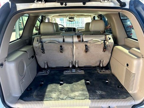 Used 2005 Chevrolet Tahoe LT w/ LT Preferred Equipment Group image 23