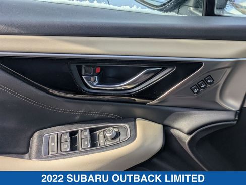 Used 2022 Subaru Outback Limited image 13