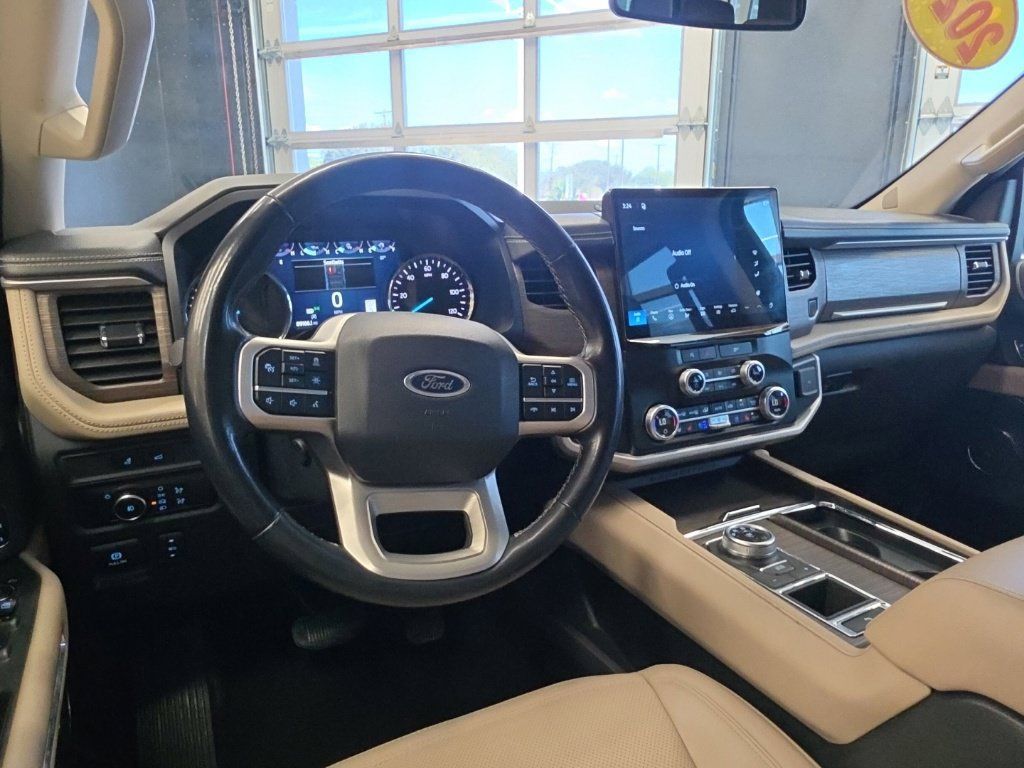 Used 2024 Ford Expedition Limited RWD image 17