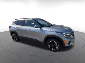 Used 2025 Kia Seltos S video 2
