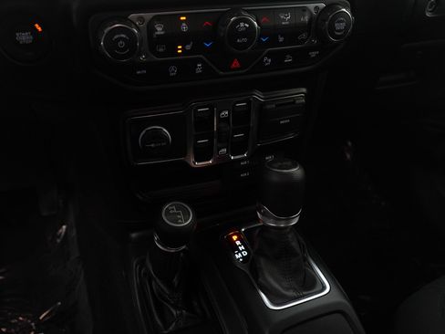 Used 2021 Jeep Wrangler Unlimited Willys image 20