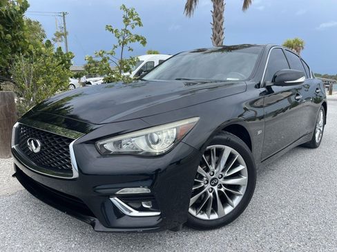 Used 2019 INFINITI Q50 Luxe RWD image 1