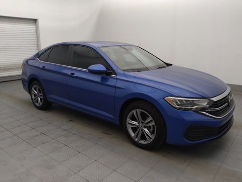 Used 2023 Volkswagen Jetta SE image 11