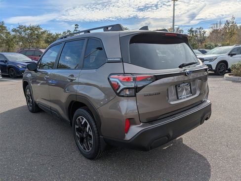 Certified 2025 Subaru Forester Premium w/ Convenience Package #2 image 7