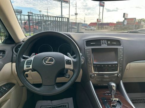 Used 2013 Lexus IS 250 w/ Premium Pkg Value Edition RWD image 19
