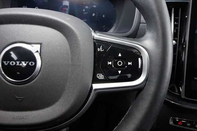 Used 2026 Volvo XC90 B6 Ultra AWD/4WD image 17