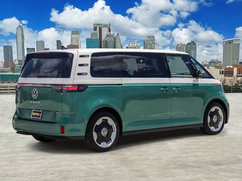 New 2025 Volkswagen ID. Buzz Pro S Plus AWD/4WD image 4