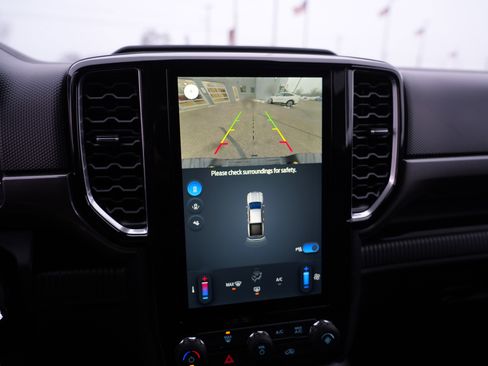 New 2025 Ford Ranger XLT w/ FX4 Off-Road Package image 25