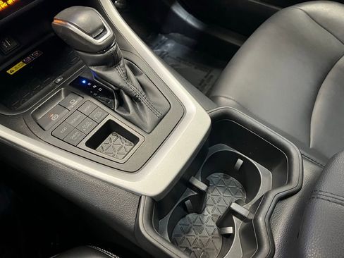 Used 2023 Toyota RAV4 XLE Premium AWD/4WD image 7