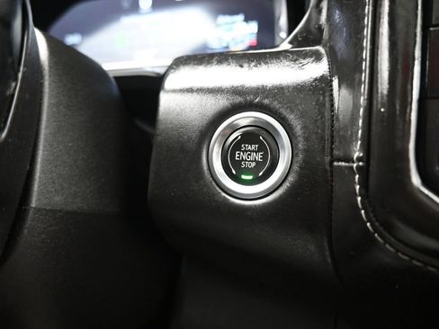 Used 2023 GMC Yukon XL Denali Ultimate image 27