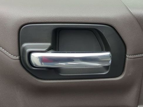 Used 2020 GMC Sierra 1500 SLT w/ SLT Premium Plus Package image 31