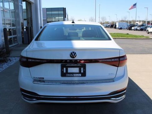 New 2026 Volkswagen Jetta SEL FWD image 4