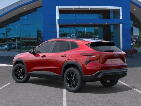 New 2026 Chevrolet Trax LT FWD image 30