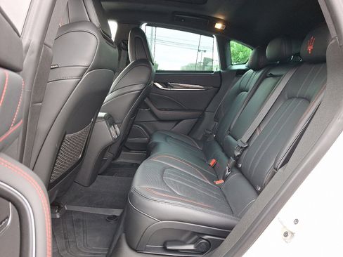 Used 2024 Maserati Levante Modena Ultima image 8