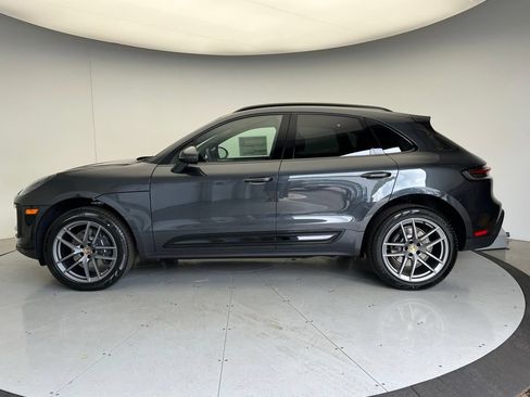 Used 2026 Porsche Macan AWD/4WD image 2