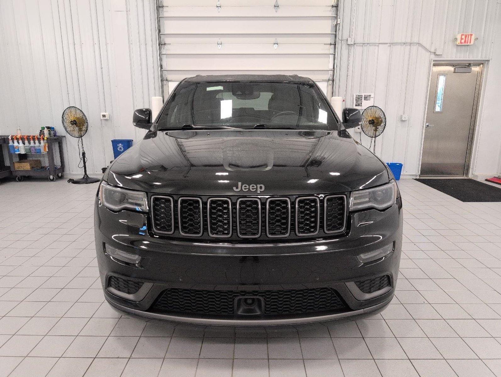 Used 2021 Jeep Grand Cherokee Overland AWD/4WD image 14