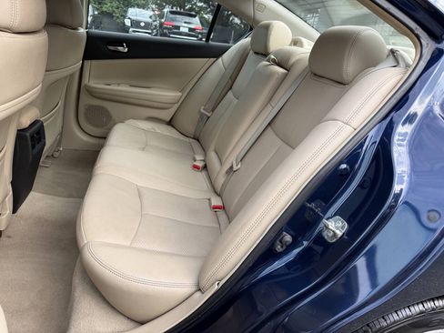 Used 2014 Nissan Maxima 3.5 SV w/ SV Value Package FWD image 11