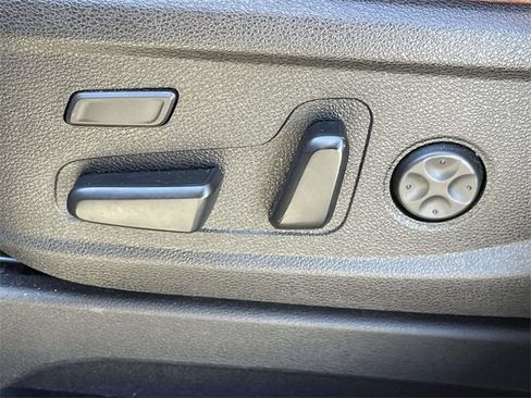 Certified 2025 Kia Telluride SX X-Line image 32