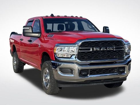 Used 2023 RAM 2500 Tradesman image 9
