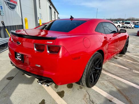 Used 2013 Chevrolet Camaro SS w/ SS Performance Package image 8