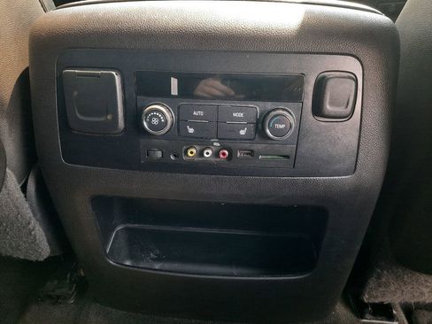 Used 2016 Chevrolet Suburban LTZ AWD/4WD image 19