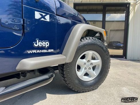 Used 2006 Jeep Wrangler X w/ Tire & Wheel Group (Ecco) AWD/4WD image 7