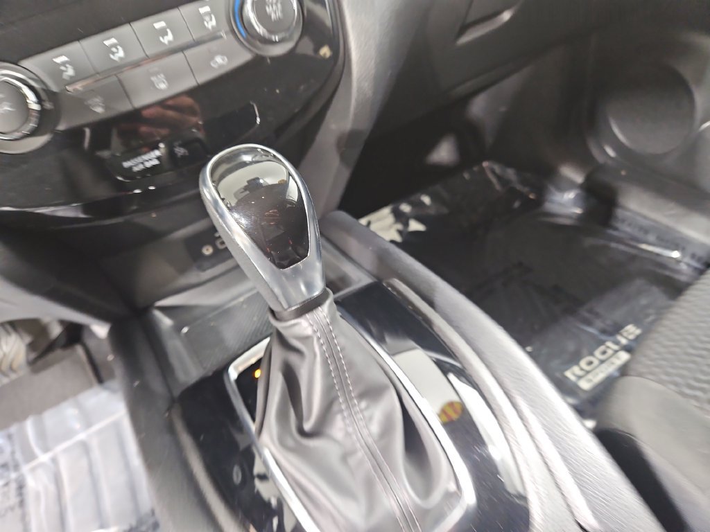Used 2021 Nissan Rogue Sport S AWD/4WD image 23