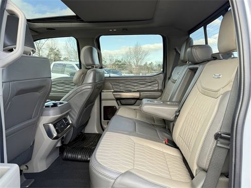 Used 2025 Ford F450 Platinum w/ Platinum Plus Package image 9