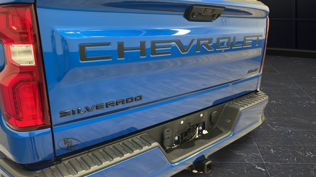 Used 2023 Chevrolet Silverado 1500 RST w/ Protection Package AWD/4WD image 38