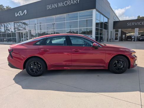 New 2025 Kia K5 LXS FWD image 2