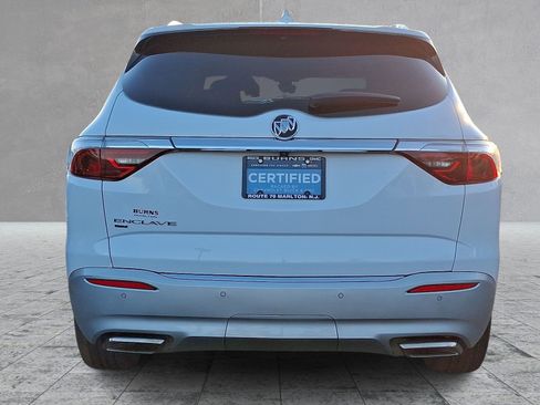 Certified 2023 Buick Enclave Essence image 9