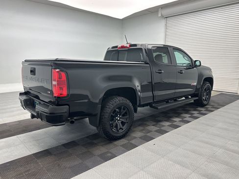 Certified 2022 Chevrolet Colorado Z71 w/ Z71 Midnight Edition AWD/4WD image 9
