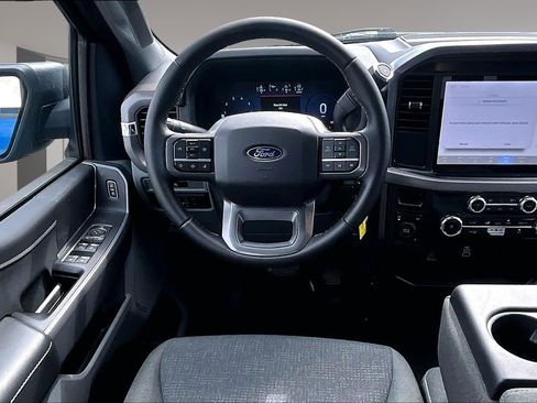 Used 2025 Ford F150 XLT w/ Equipment Group 301A Standard AWD/4WD image 9