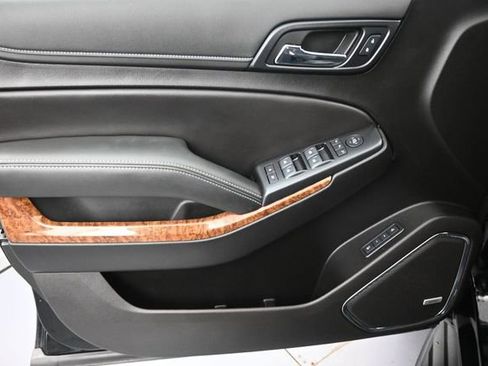 Used 2018 Chevrolet Tahoe Premier w/ RST 6.2L Performance Edition AWD/4WD image 22