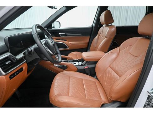 Used 2023 Kia Telluride EX X-Line image 10