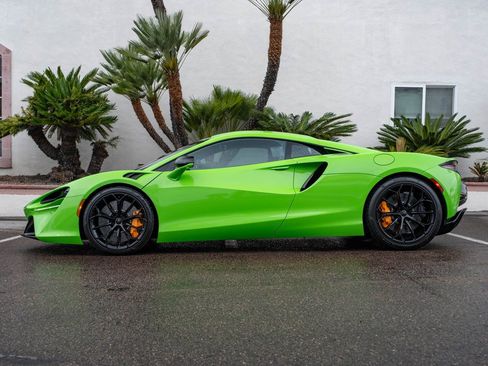 New 2026 McLaren Artura image 3