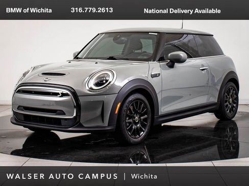 Used 2023 MINI Cooper SE image 1