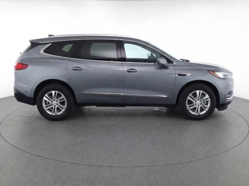 Used 2020 Buick Enclave Essence w/ Sound and Sites Package image 8