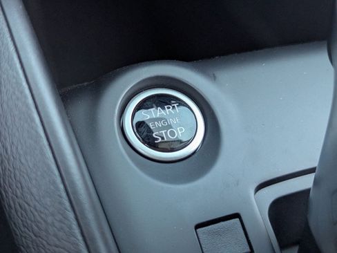 New 2025 Nissan Kicks Play S image 16